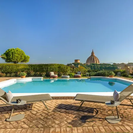 Torre Della Luna Lusso, Privacy E Piscina Con Vista Su San Pietro *